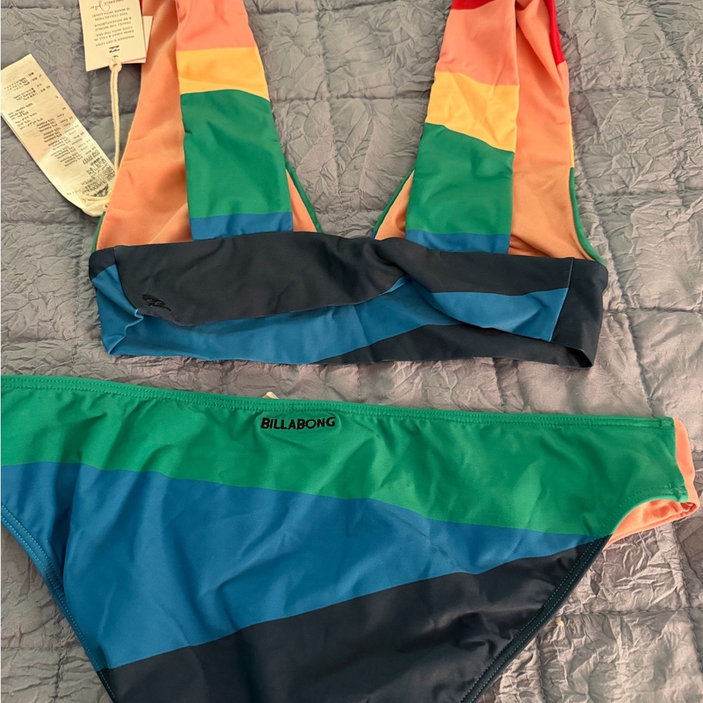 Billabong Rainbow Stripe Bikini Top & Bottom NWT Size Small and Medium - Picture 4 of 5